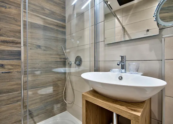 The - Piazza 4* Kirkop