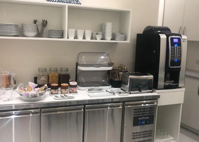 The - Piazza 4* Kirkop