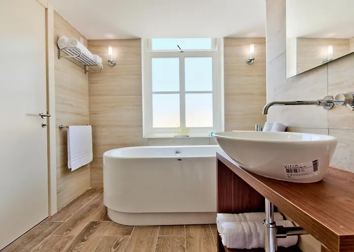 The - Piazza Nocleg ze śniadaniem 4*