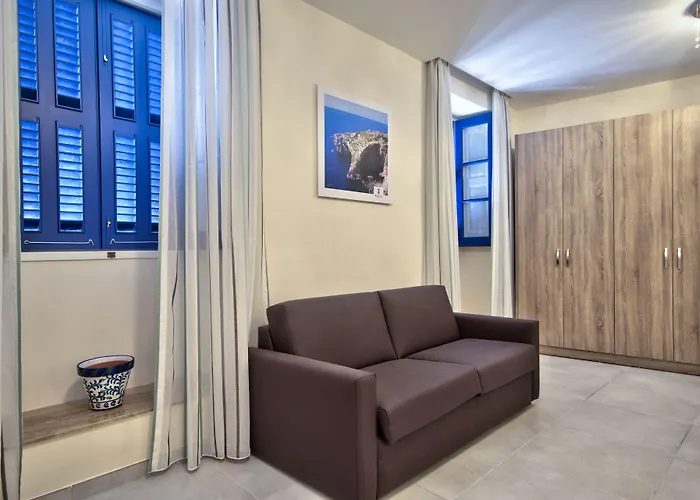 The - Piazza Nocleg ze śniadaniem 4*