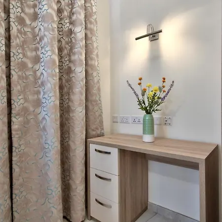 The - Piazza Bed & Breakfast