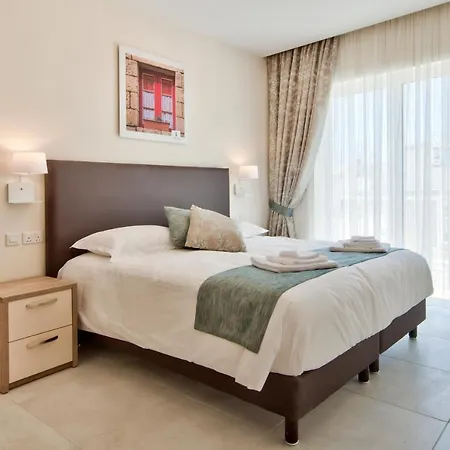 The - Piazza 4* Kirkop