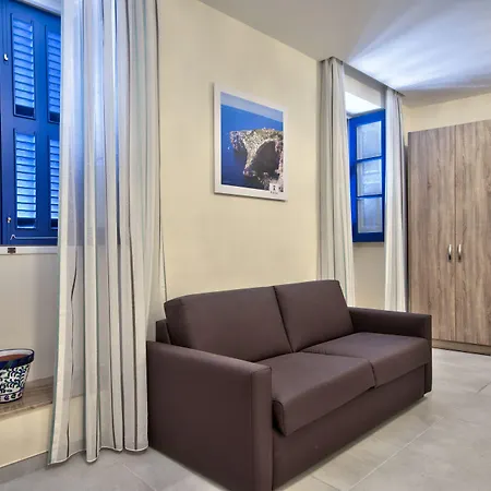 The - Piazza Bed & Breakfast 4*