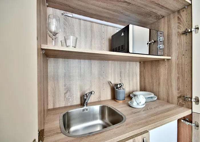 The - Piazza Bed and Breakfast