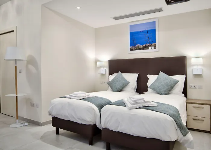 The - Piazza Bed and Breakfast